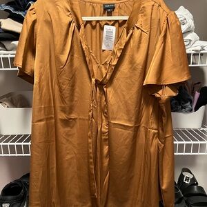 Torrid Brown Short Sleeve Tie Front Blouse